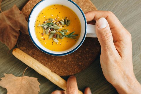 Stomia od kuchni. Zaparcia i wzdęcia. Dlaczego częściej się pojawiają i jak ich uniknąć