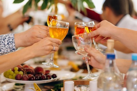 Stomia od kuchni. Co alkohol robi w brzuchu, na którym jest stomia?