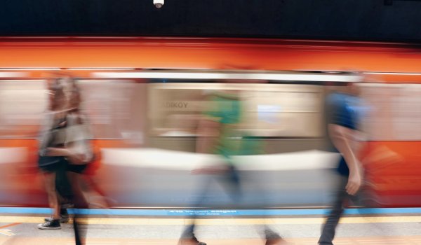 Być trochę obok - a co, gdyby tak odrobinę zwolnić tempo?