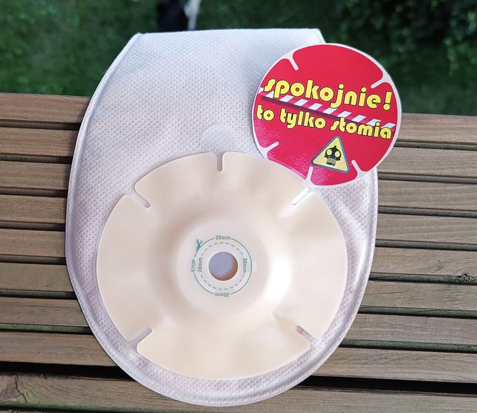 worek-sie-odkleja-za-szybo-1.jpg