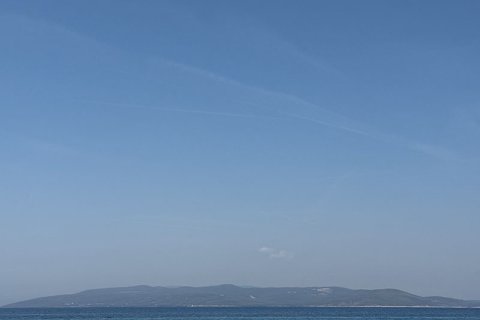 image2.jpg