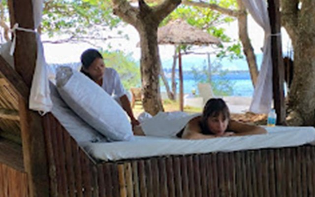 Przyjaźń ważniejsza od pogoni za pieniądzem